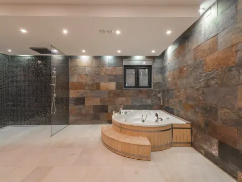 Prodaja, kuća, 327m², Tudorovići, Budva - image 21