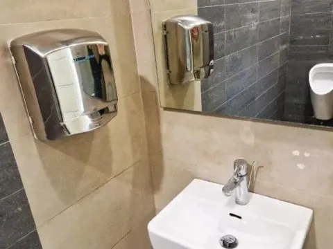 Rent, office space, 216m², Voždovac, Voždovac Sve Podlokacije - image 12