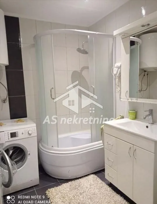 Sale, three bedroom apartment, 133m², Cvetkova Pijaca, Zvezdara Sve Podlokacije