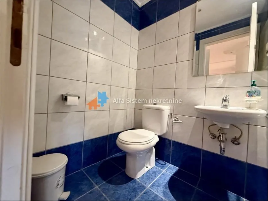 Rent, office space, 147m², Kalenić Pijaca, Vračar Sve Podlokacije