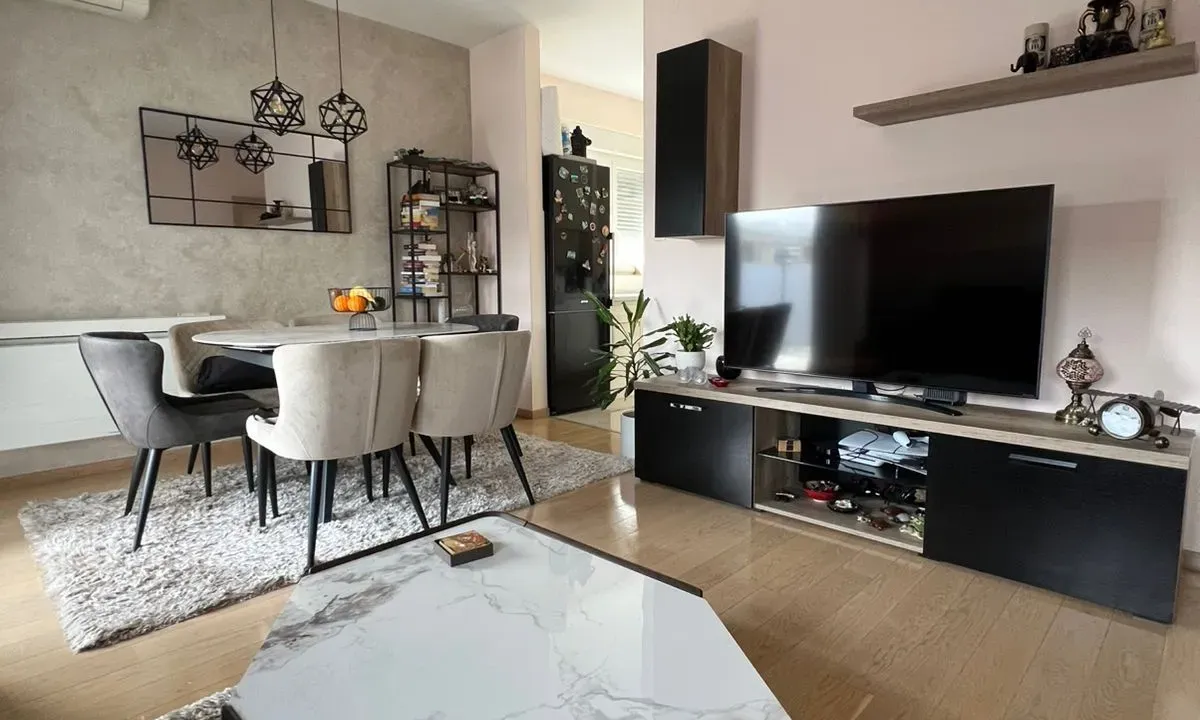 Prodaja, jednosoban stan, 53m², City Kvart, Podgorica