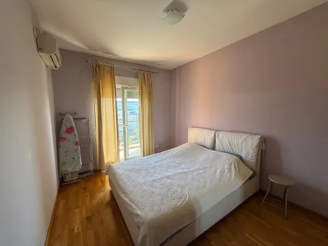 Izdavanje, stan, 50m², City Kvart, Podgorica - image 5