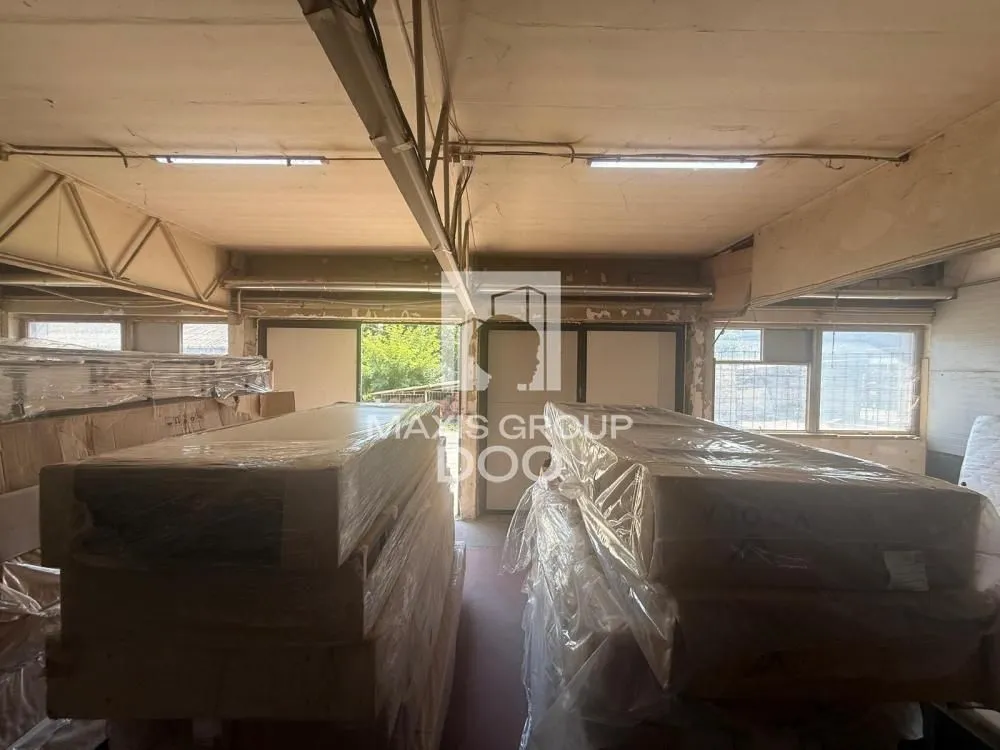Rent, office space, 525m², Batajnica, Beograd