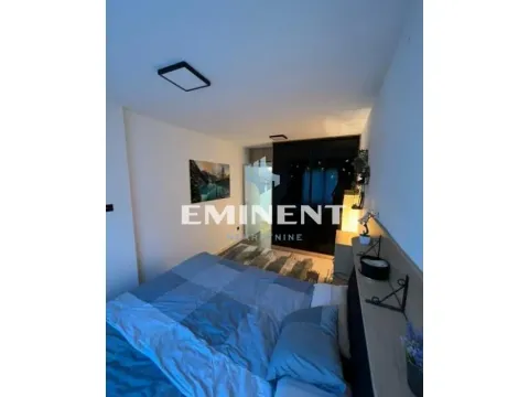 Izdavanje, trosoban stan, 65m², Zemun Sve Podlokacije, Beograd - image 4