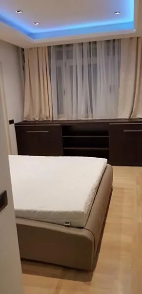 Rent, four bedroom apartment, 148m², Savski Venac, Beograd