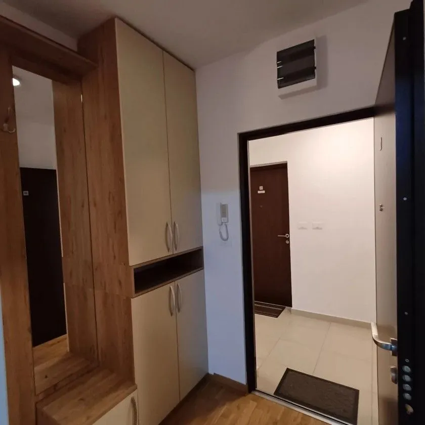 Rent, one bedroom apartment, 45m², City Kej, Podgorica
