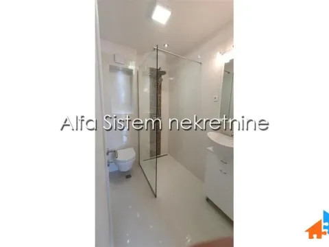 Rent, house, 510m², Banovo Brdo, Beograd - image 17