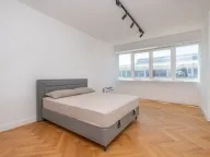 Izdavanje, dvosoban stan, 70m², Centar, Podgorica - image 4