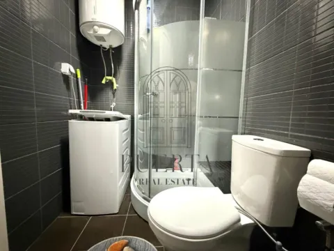 Izdavanje, dvosoban stan, 65m², Ljubović, Podgorica - image 11