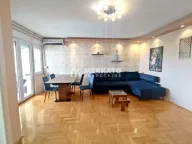 Sale, three bedroom apartment, 74m², Žitni trg, Zrenjanin - image 1