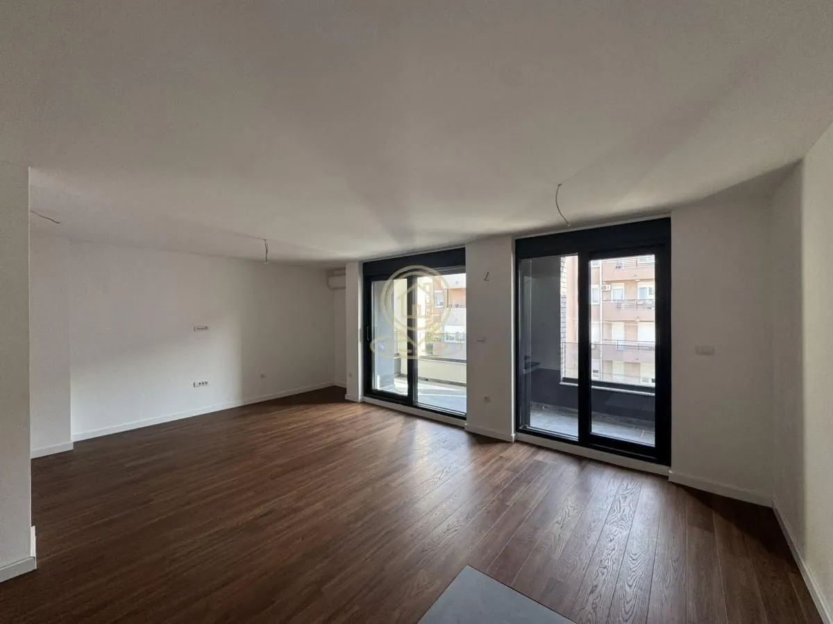 Prodaja, stan, 140m², Bulevar Evrope, Novi Sad Sve Podlokacije