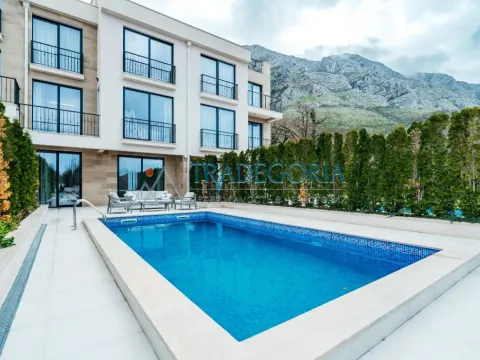 Prodaja, kuća, 223m², Reževići, Budva - image 21