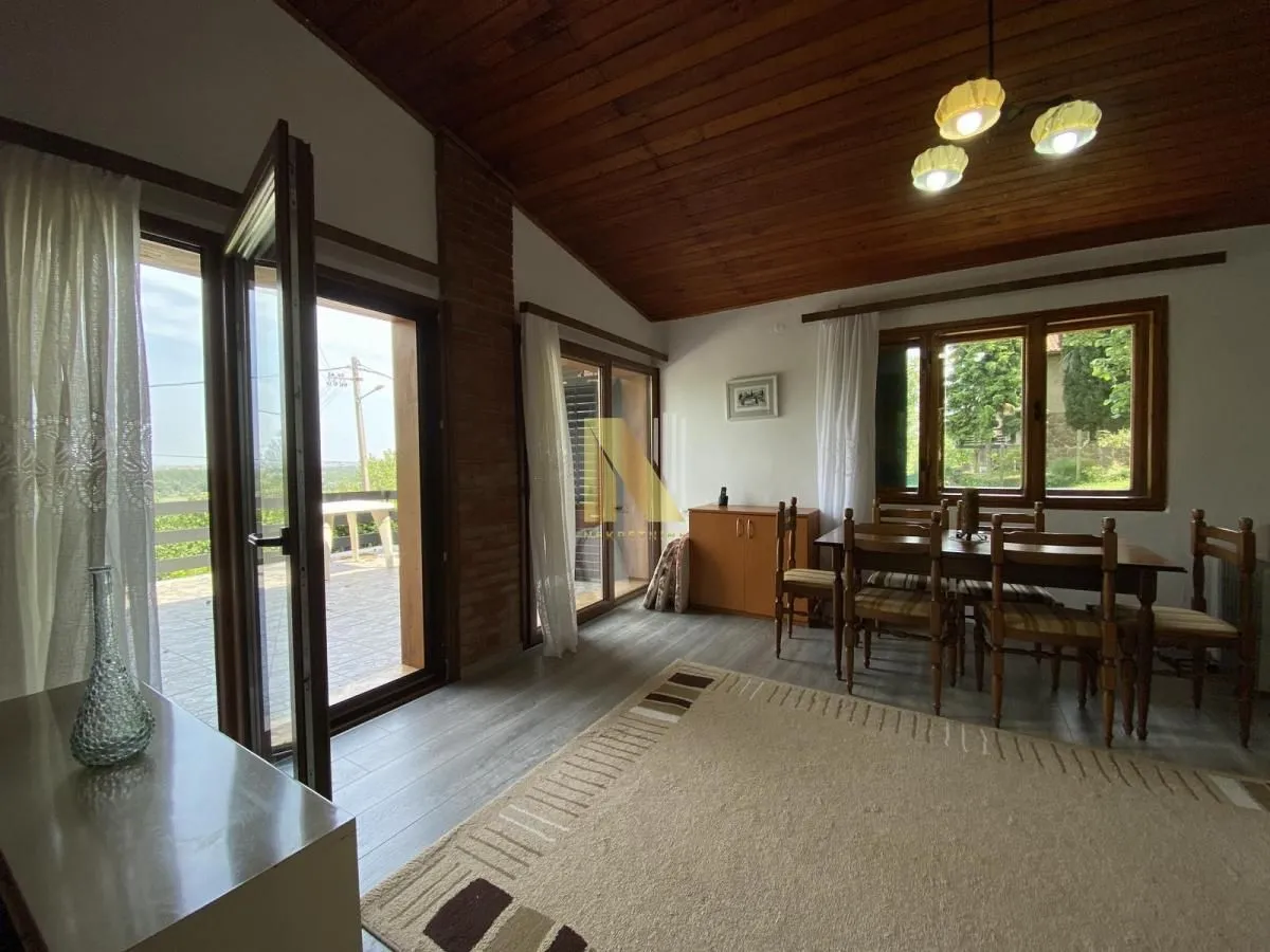 Prodaja, kuća, 97m², Rakovac, Novi Sad Sve Podlokacije