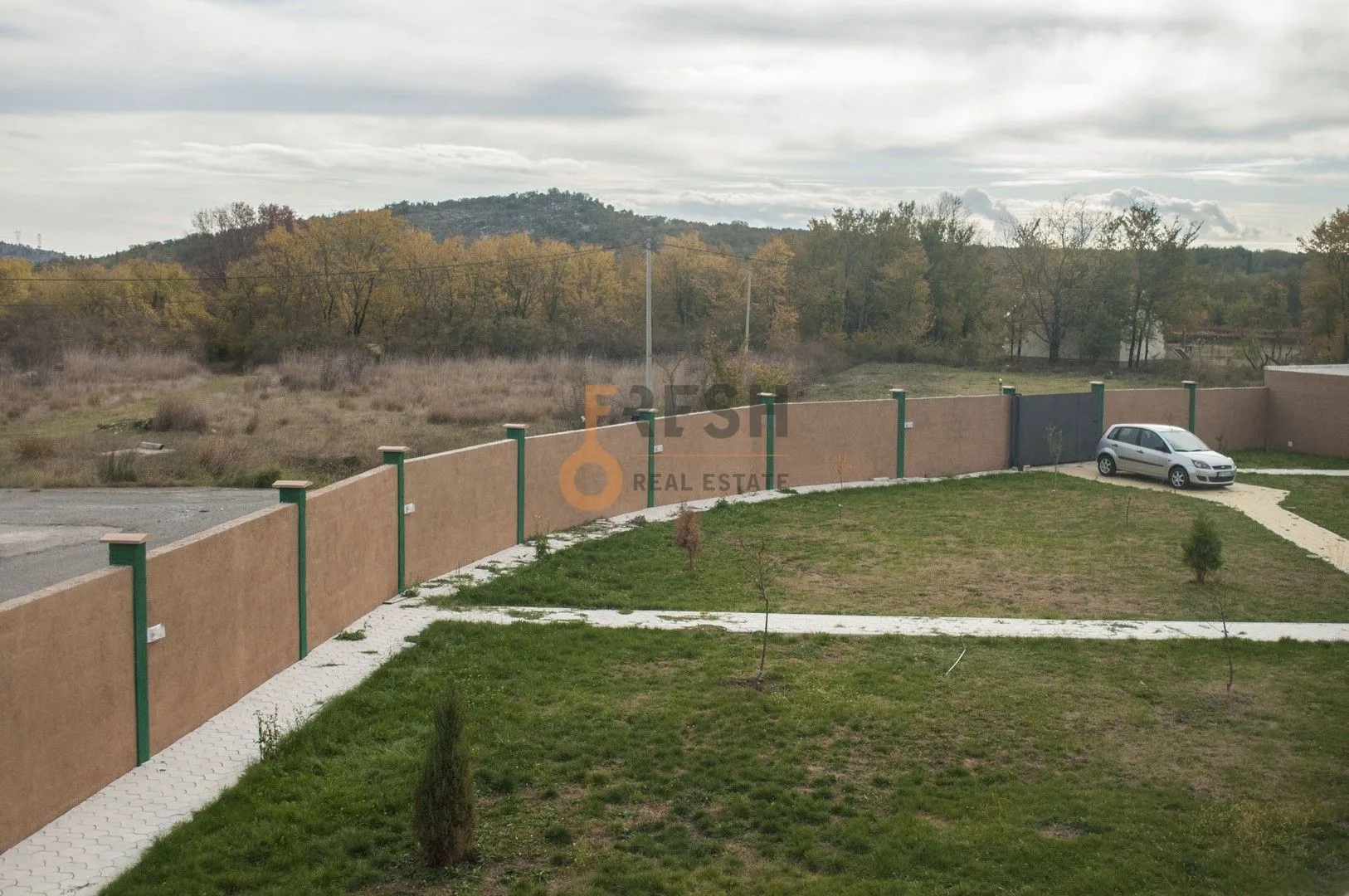 Sale, house, 400m², Ostalo, Podgorica