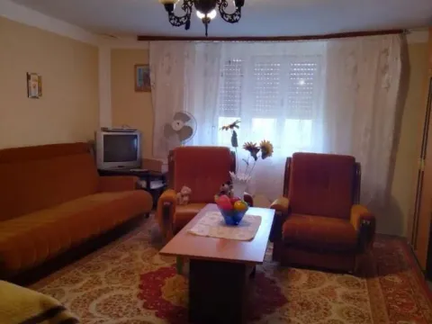 Sale, house, 130m², Taraš, Zrenjanin - image 12