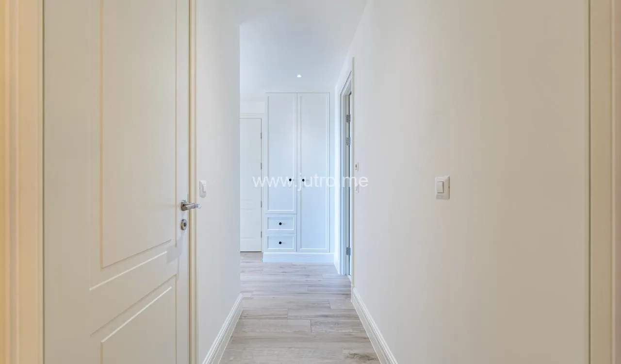 Prodaja, trosoban stan, 190m², Luštica Bay, Tivat