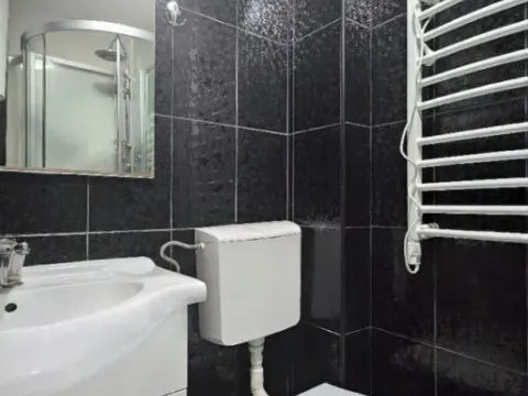 Izdavanje, jednosoban stan, 52m², Centar, Budva - image 8