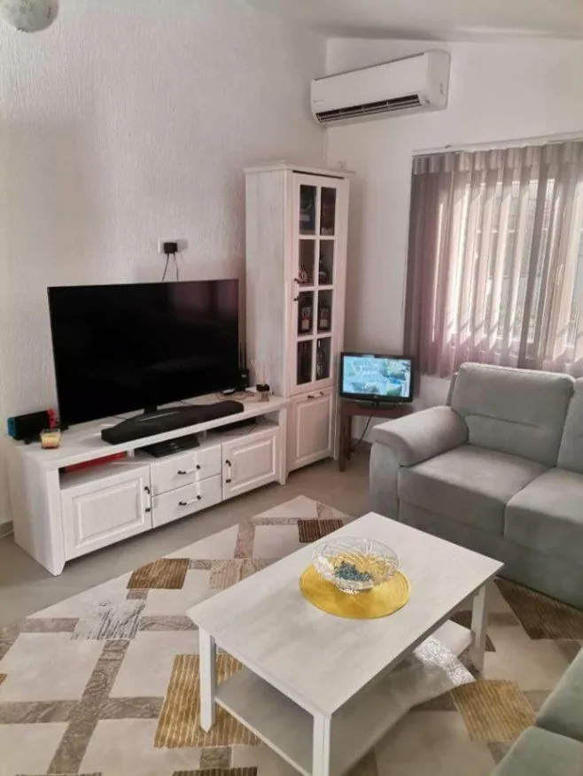 Sale, house, 213m², Bar, Crna Gora