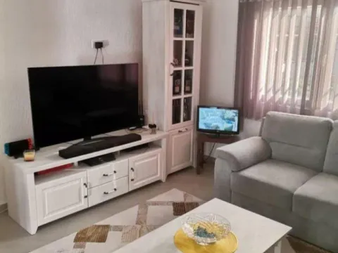 Sale, house, 213m², Bar, Crna Gora - image 2