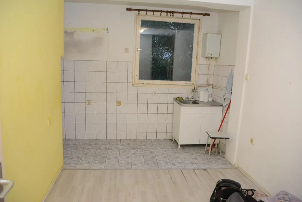 Sale, three bedroom apartment, 76m², Čukarica, Beograd