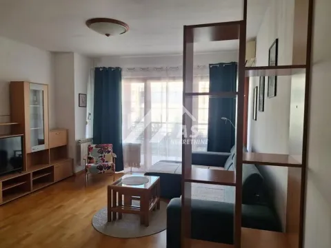 Izdavanje, dvosoban stan, 58m², Novi Sad Sve Podlokacije, Novi Sad - image 2