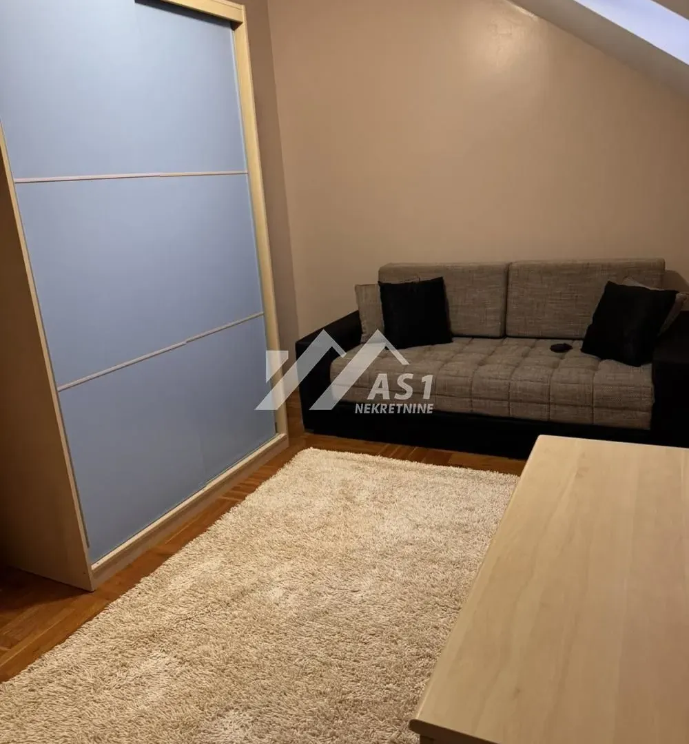 Izdavanje, četvorosoban stan, 92m², Telep, Novi Sad Sve Podlokacije