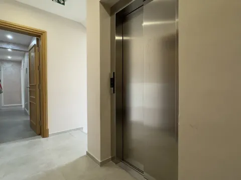 Sale, three bedroom apartment, 76m², Tivat, Crna Gora - image 9