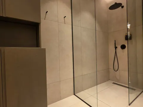 Sale, one bedroom apartment, 44m², Bečići, Budva - image 13