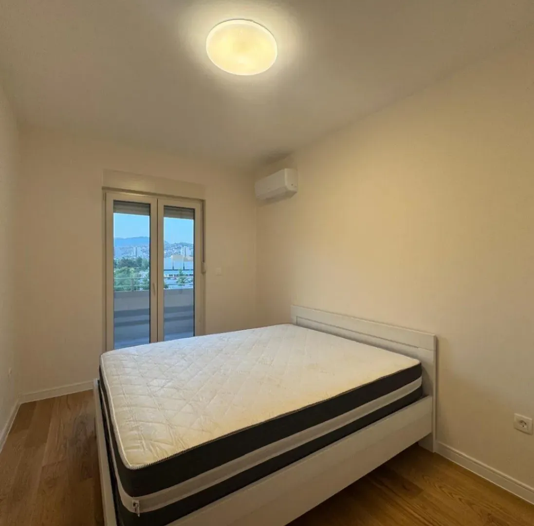 Rent, two bedroom apartment, 72m², Central Point, Podgorica