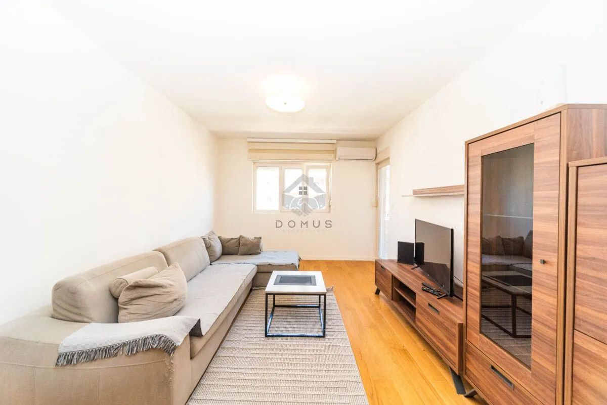 Rent, one bedroom apartment, 50m², Central Point, Podgorica