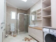 Sale, house, 220m², Zelenika, Herceg Novi - image 3