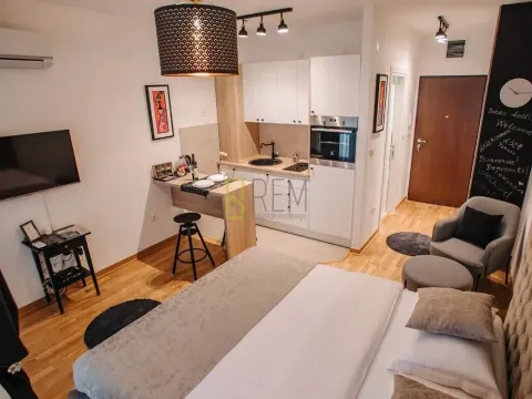 Prodaja, garsonjera, 26m², City Kej, Podgorica - image 2