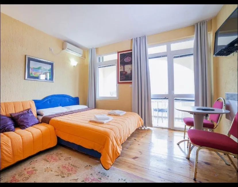Sale, house, 540m², Buljarica, Budva