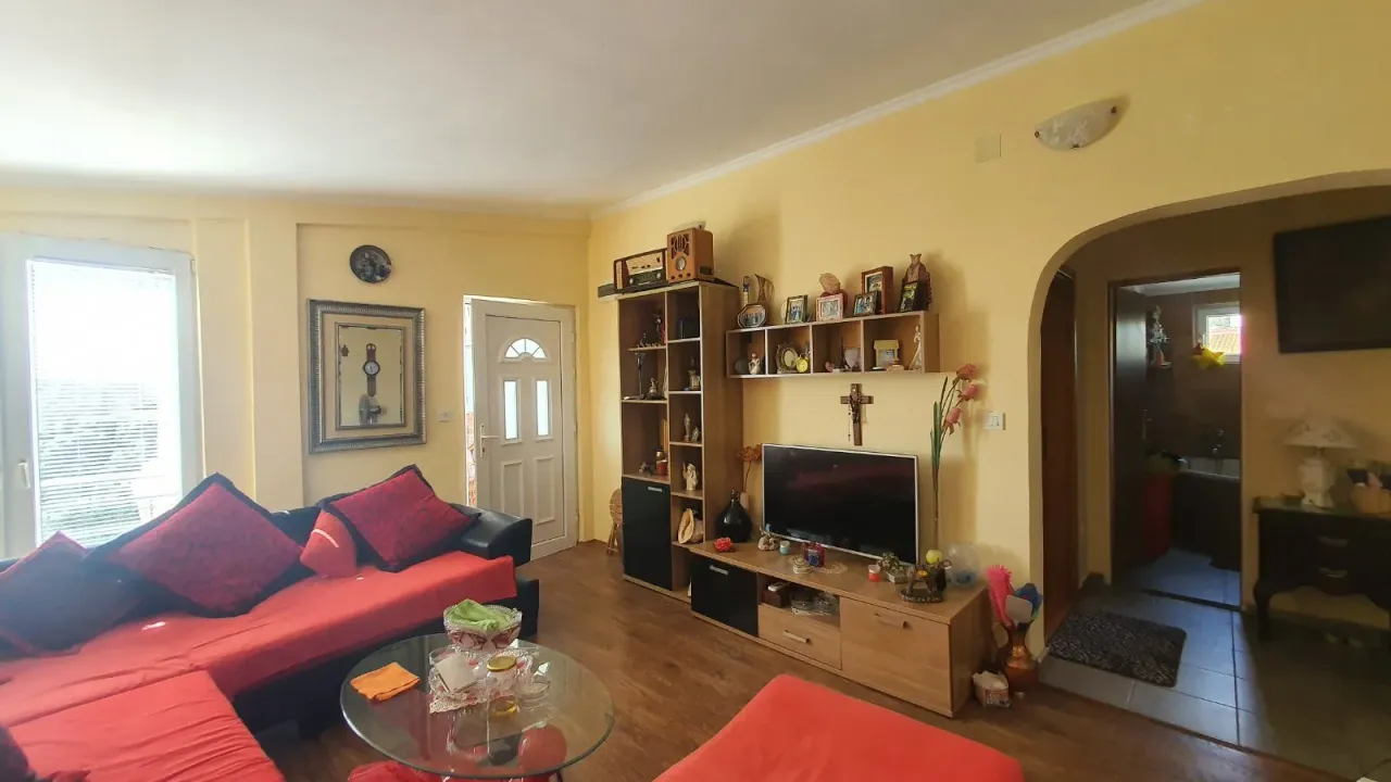 Prodaja, stan, 100m², Bar, Crna Gora