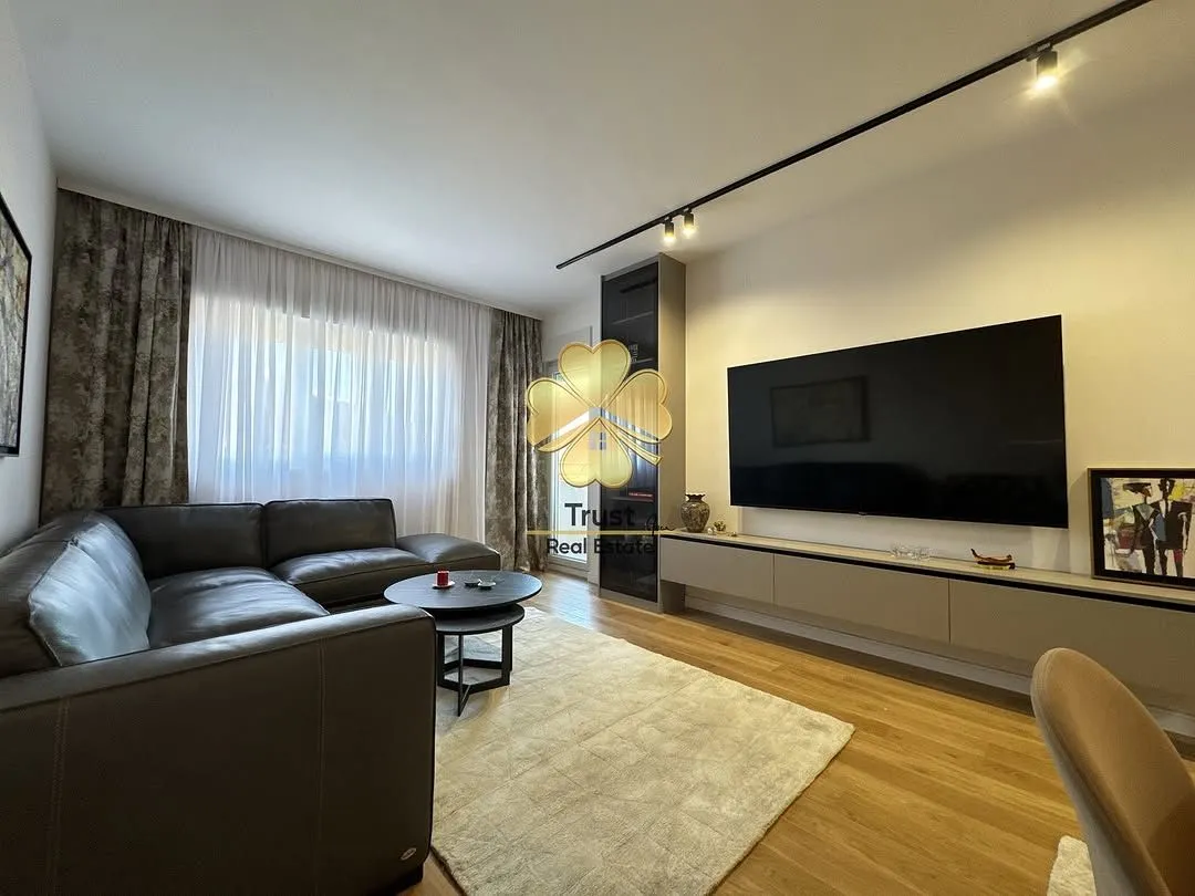 Rent, two bedroom apartment, 75m², Central Point, Podgorica