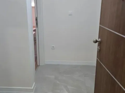 Izdavanje, dvosoban stan, 72m², Central Point, Podgorica - image 4