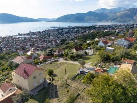 Sale, land lot, 1113m², Tivat, Crna Gora - image 3