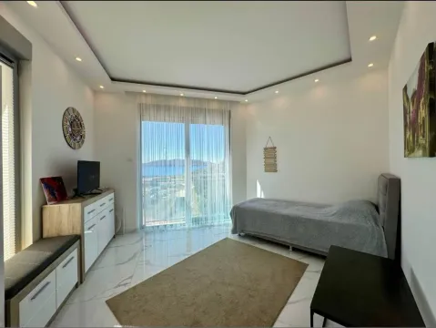 Rent, two bedroom apartment, 95m², Bečići, Budva - image 7