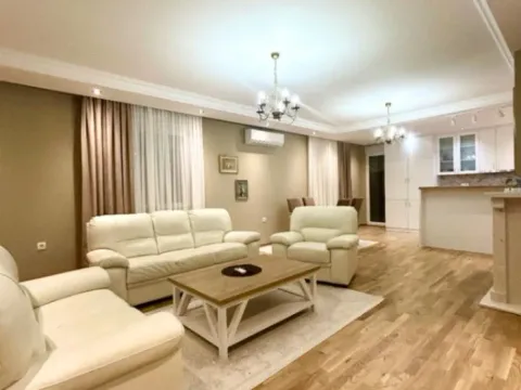 Izdavanje, kuća, 136m2, Murtovina, Podgorica Izdavanje, kuća, 136m2, Murtovina, Podgorica