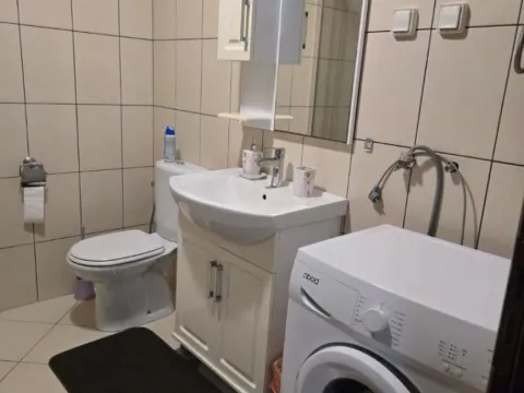 Izdavanje, dvosoban stan, 75m², City Kvart, Podgorica - image 6