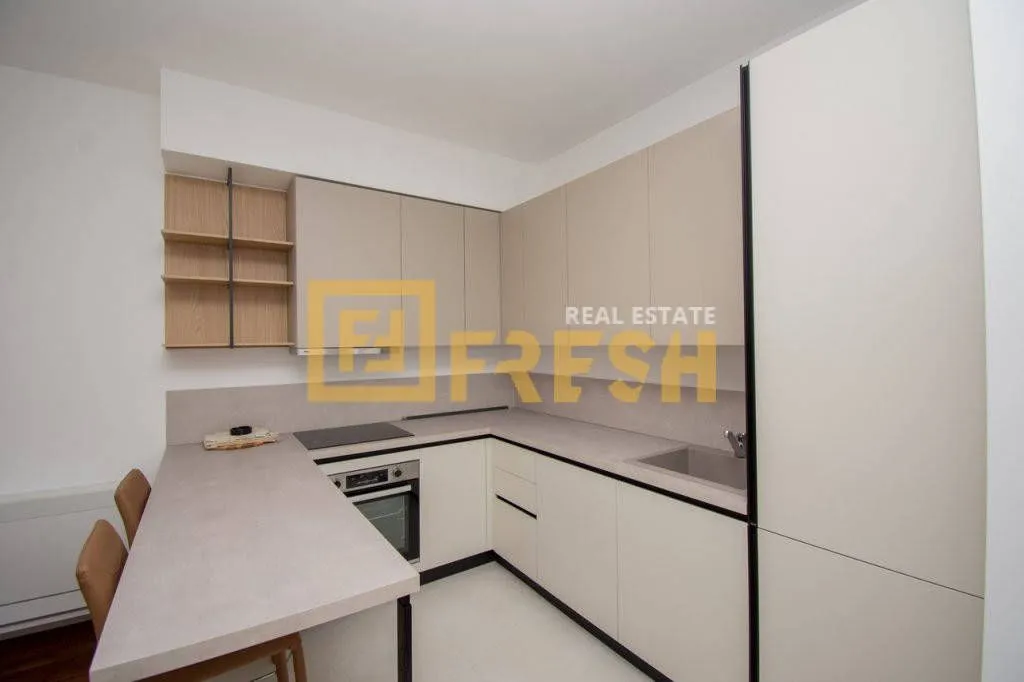 Rent, three bedroom apartment, 120m², Master Kvart, Podgorica