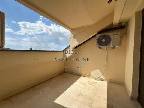 Rent, apartment, 280m², Gorica C, Podgorica - image 17