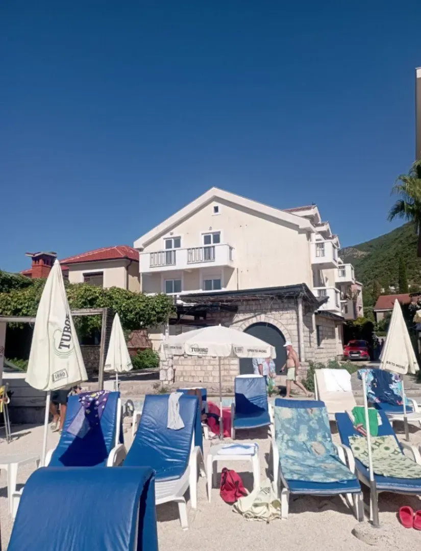 Rent, office space, 110m², Đenovići, Herceg Novi