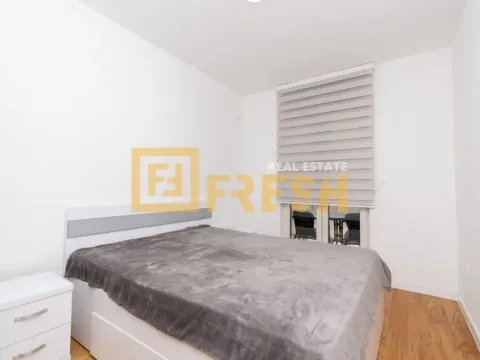 Izdavanje, jednosoban stan, 47m², City Kvart, Podgorica - image 9