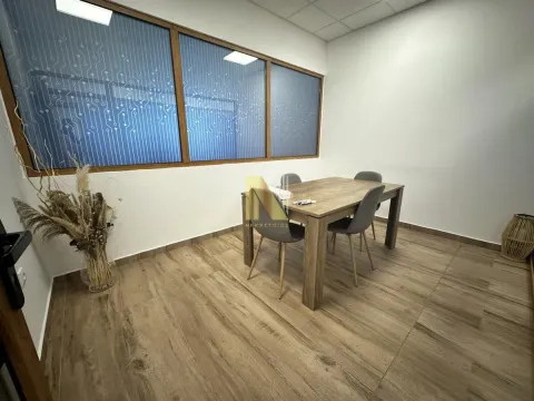 Izdavanje, poslovni prostor, 361m², Novo naselje, Novi Sad - image 7