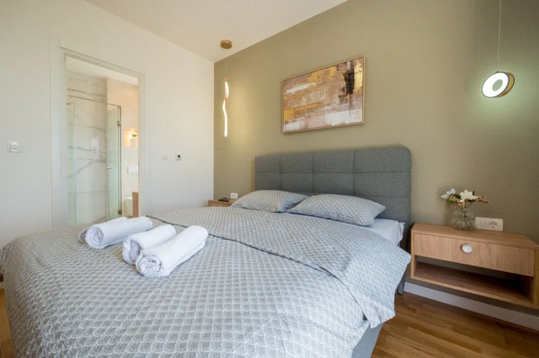 Sale, house, 250m², Mrčevac, Tivat