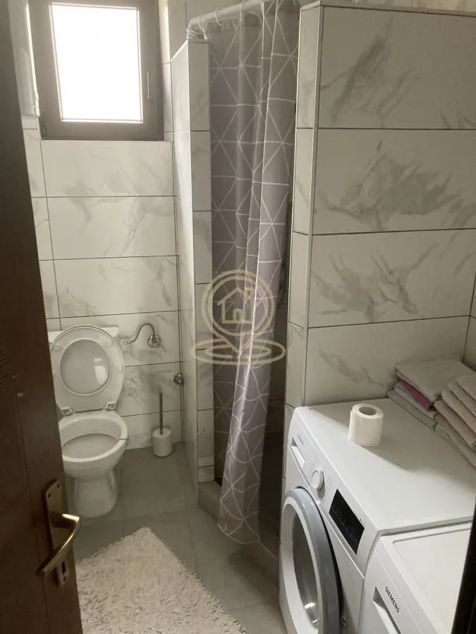 Prodaja, kuća, 200m², Palilula Sve Podlokacije, Beograd