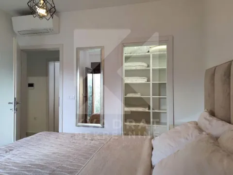 Izdavanje, jednosoban stan, 73m², Obala Đuraševića, Tivat - image 9