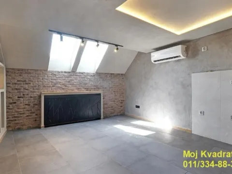 Izdavanje, trosoban stan, 150m², Savski Venac, Beograd - image 11