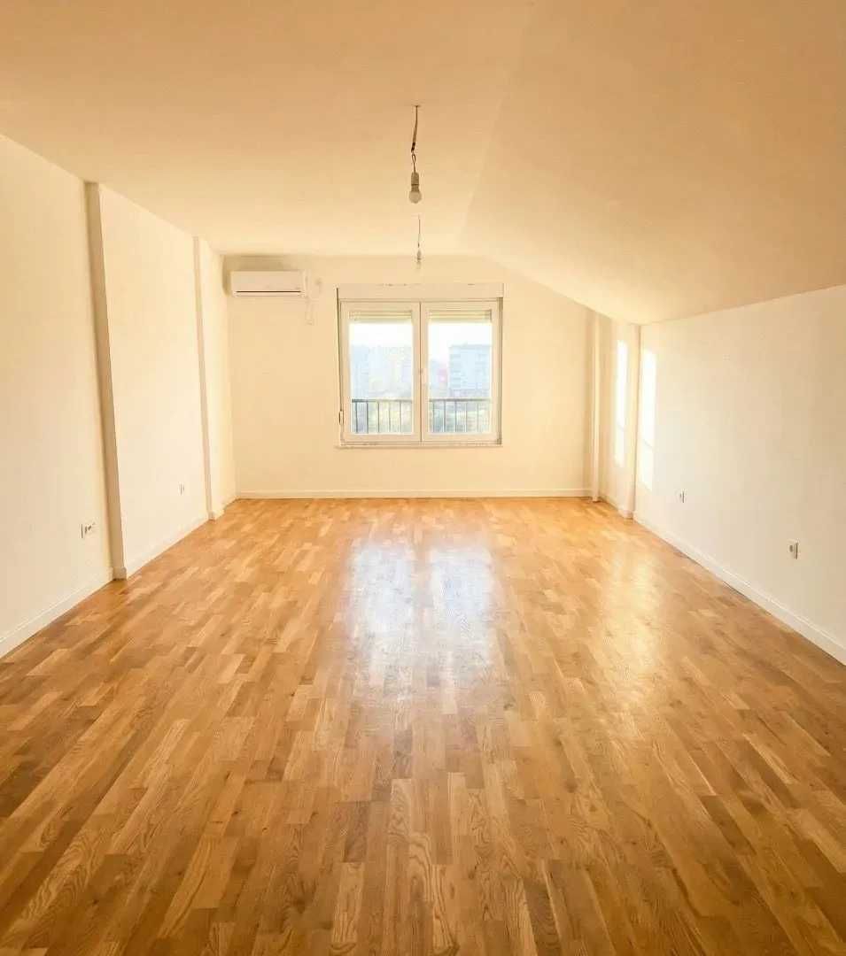 Prodaja, dvosoban stan, 68m², Ljubović, Podgorica